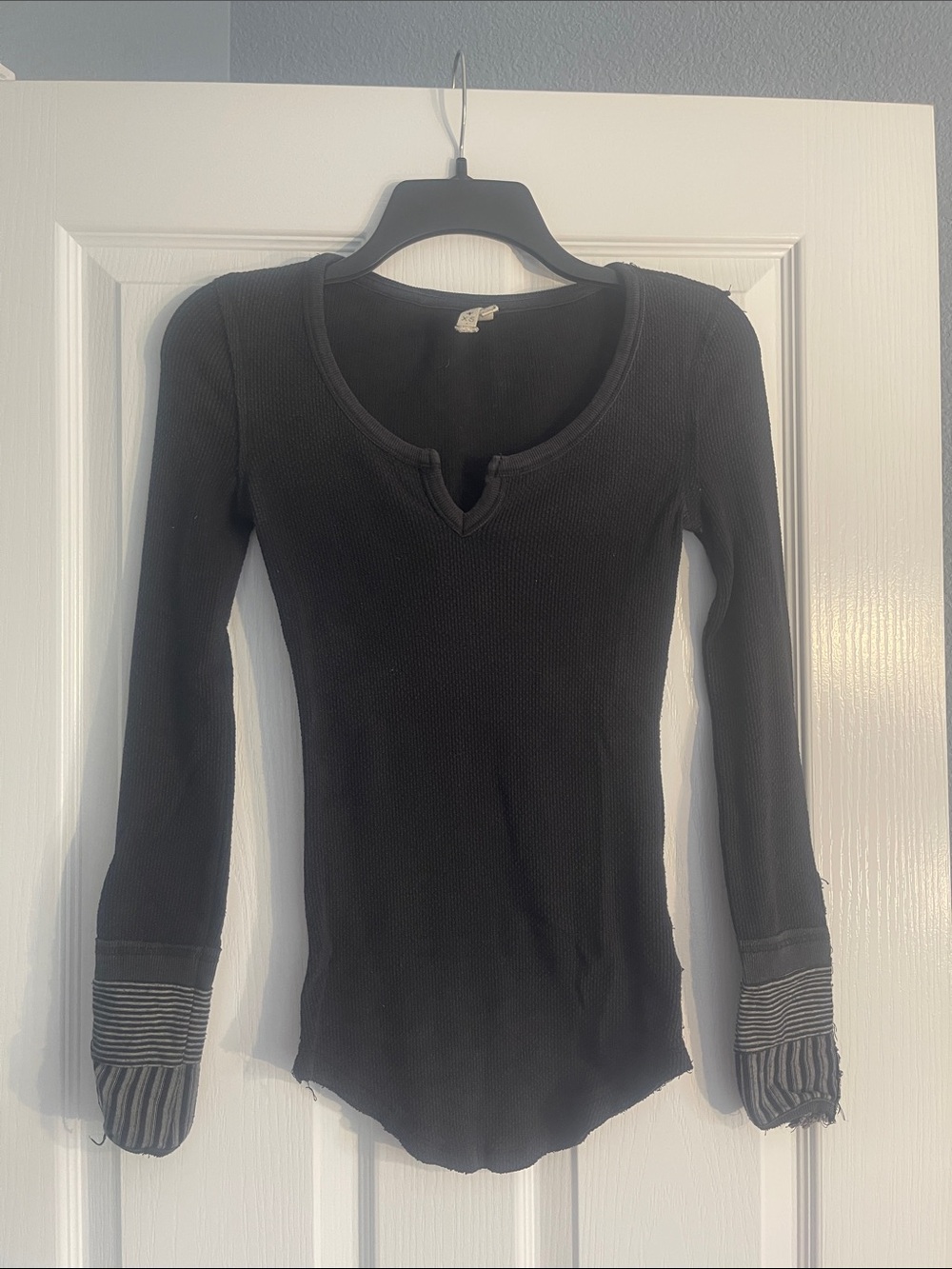 Urban Outfitters TP Black Ribbed Notch-Neck Long-Sleeve with Striped Cuff